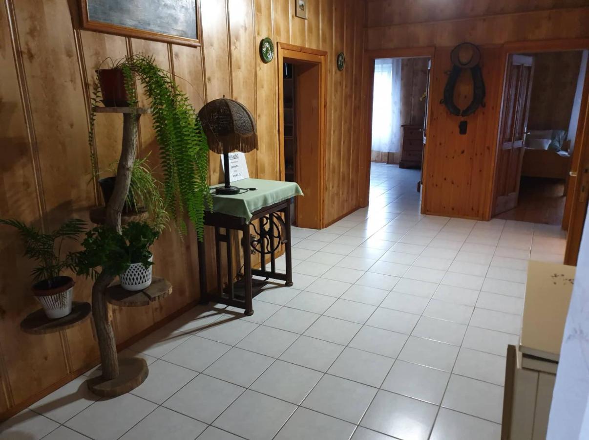 Kerka-Voelgyi Vendeghaz Hotel Kerkaszentkirály Buitenkant foto