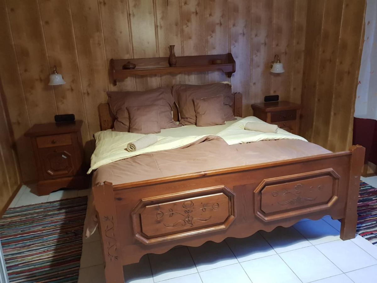 Kerka-Voelgyi Vendeghaz Hotel Kerkaszentkirály Buitenkant foto