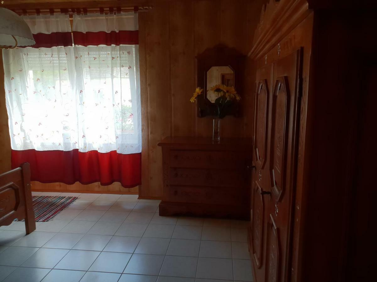 Kerka-Voelgyi Vendeghaz Hotel Kerkaszentkirály Buitenkant foto